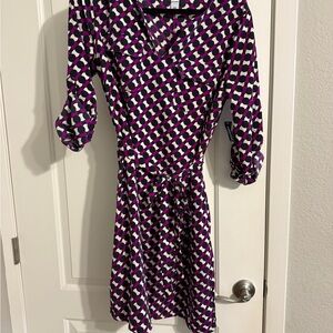 Old Navy Purple and White Sheath Dress with 3/4 Cuffed Sleeves